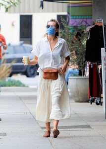        liz090920BZNimage20.jpg