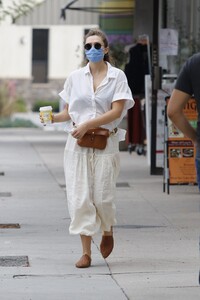        liz090920BZNimage29.jpg