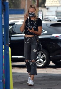        mal140920BZNimage116.jpg
