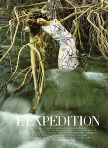Vogue Paris (March 2000) - L'Expedition - 001.jpg