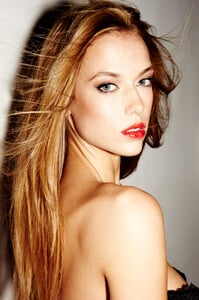 gosee 130308_HannahFerguson_02_274.jpg