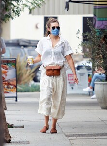        liz090920BZNimage10.jpg