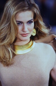 1885665583_donna-karan-fall-1991(12).thumb.jpg.795dc4d14f48c09dae12698d756cb08d.jpg