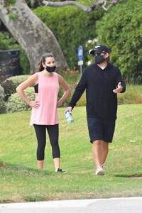        lea090920BZNimage5.jpg