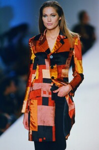 317058236_bill-blass-fw-1997(16).thumb.jpg.e52392b319b8b0deb551630a9d6ac40a.jpg