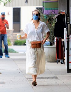        liz090920BZNimage24.jpg