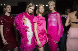 640116514_No.21Spring2019Backstage536yEY9Hax2x.thumb.jpg.44d7294539c001ff2f980d0d35c888ee.jpg
