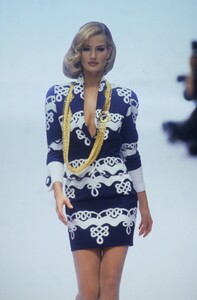 748346382_genny-spring-1992(2).thumb.jpg.509c2a0870de194b94ba6ea6a54da280.jpg