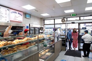       kat160920BZNimage111.jpg