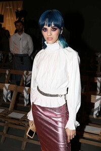 Sita-Abellan-at-H&M-Studio-Show-in-Paris--02.jpg