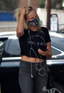        mal140920BZNimage117.jpg