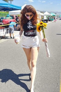       bla070920BZNimage107.jpg