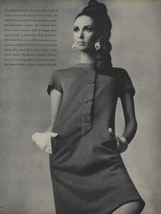 America_Penn_Penati_US_Vogue_March_1st_1966_08.thumb.jpg.e7161825315852ed8e233d4fa241d52e.jpg