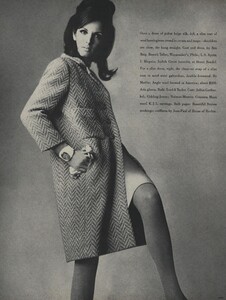 America_Penn_Penati_US_Vogue_March_1st_1966_09.thumb.jpg.66e15beb09c82ab7c4f663dbd86c4b96.jpg