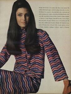 America_Penn_Penati_US_Vogue_March_1st_1966_18.thumb.jpg.c45d13ce771b4706ad3584f4a176f467.jpg