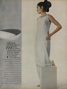 America_Penn_Penati_US_Vogue_March_1st_1966_22.thumb.jpg.4fed416d94e1164aaeb24cd0c2c968be.jpg