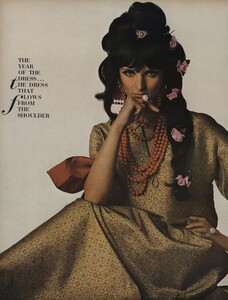 America_Penn_Penati_US_Vogue_March_1st_1966_25.thumb.jpg.00474b003da96647d09884df556f3786.jpg