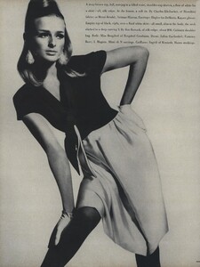 America_Penn_Penati_US_Vogue_March_1st_1966_37.thumb.jpg.32671ca508ab62518c97897e163f2b81.jpg