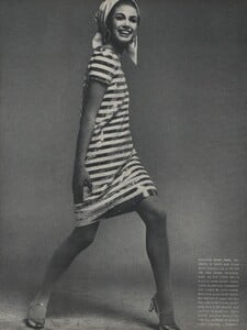 Avedon_US_Vogue_March_1st_1966_11.thumb.jpg.f2b4b9af9de7e67c1cd8aaabcb1d6ef7.jpg