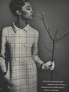 Avedon_US_Vogue_March_1st_1966_15.thumb.jpg.ceae3d1e11b1ec6bfae2c36c5c11c5a0.jpg