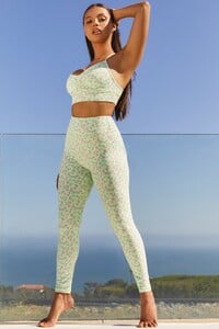 BT0057_BT0060_2_Green-Thrive-Flourish-Floral-Ruched-Crop-Top-High-Waist-Leggings-Two-Piece-Sportswear.thumb.jpg.f2cd31c54b5e7080c8e17aba981177f8.jpg