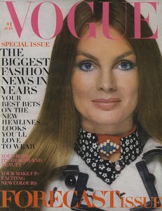 Bailey_Penn_US_Vogue_July_1970_Cover.thumb.jpg.1d6e0dbb35285f011c225cd700c8996e.jpg