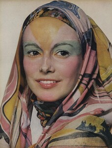 Beauty_Penn_US_Vogue_July_1970_01.thumb.jpg.bc2cec930a1d5fcfccb18ecf0c7520af.jpg