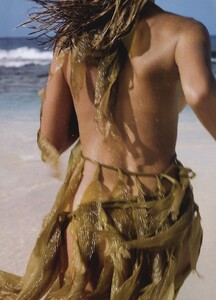Beauty_Ritts_US_Vogue_June_1994_06.thumb.jpg.f11ad92624e3c3799bfab0b03bb3807d.jpg