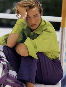 Change_Demarchelier_US_Vogue_November_1987_04.thumb.jpg.c1c3a735a3c5b7db9e6b645a34c40919.jpg