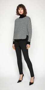Chunky-Stripe-Sweater-S70471-S20_1000x2000_637292054798696359_S70471-S20-988-1.jpg