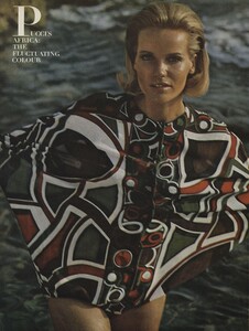 Clarke_US_Vogue_January_1st_1965_03.thumb.jpg.1a00d41919b2d8b4ed32c5fefefd9405.jpg