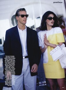Class_Elgort_US_Vogue_December_1990_06.thumb.jpg.8f6adf166220d61d25f53d4ae0c3bbd7.jpg