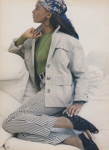 Classic_Novick_US_Vogue_March_1988_03.thumb.jpg.fe74298b5b9f5024954e061261a51d05.jpg