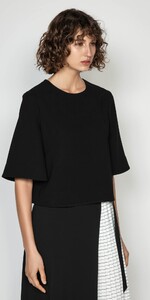 Crepe-Short-Sleeve-Top-C31416-S20_1000x2000_637317986384651882_C31416-S20-990-2.jpg