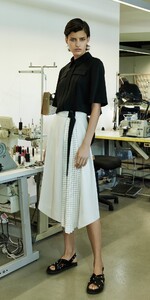 Cropped-Utility-Shirt-C31404-S20_1000x2000_637317986330590540_C31404-S20-990-2.jpg