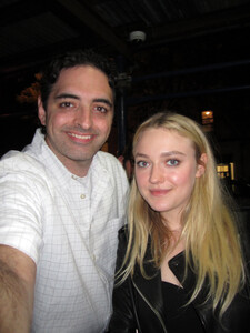 Dakota_Fanning_(2016).thumb.jpg.7ba52482d67f1fecad587fec76f04509.jpg