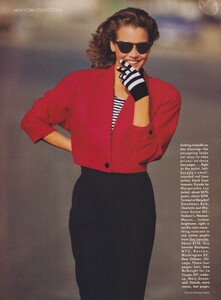 Demarchelier_US_Vogue_February_1988_01.thumb.jpg.6f56005dbb4d47a8dc40db941dec0609.jpg