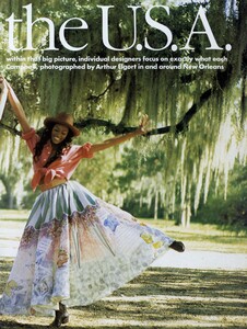 Elgort_US_Vogue_February_1992_02.thumb.jpg.47e916bcba2bcea3b8017433f563ee13.jpg