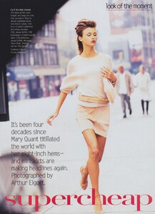 Elgort_US_Vogue_January_2001_02.thumb.jpg.c16e9347a2936cc0574ba567f9a9b5f4.jpg