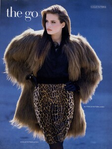 Faux_Demarchelier_US_Vogue_November_1987_02.thumb.jpg.822e2cce386bb2203546420e5fe00861.jpg