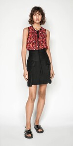 Floral-Ruffle-Swing-Top-S50886-S20_1000x2000_637352456771722578_S50886-S20-516-1.jpg