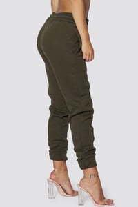 Freshlions_oversize_jogginghose_in_khaki_pb6688khaki_3.thumb.jpg.dcc2641a18edb758d57a9ff59eaad30a.jpg