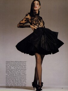 Galanos_Blanch_US_Vogue_November_1987_02.thumb.jpg.7d1b13da61726c4c9cd118649b43bce9.jpg