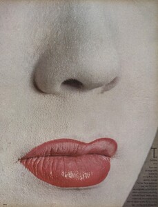 Geisha_Penn_US_Vogue_July_1970_02.thumb.jpg.98882bc69b7fa50692369c4407243cdc.jpg