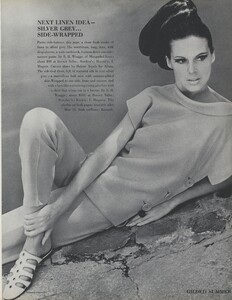 Gilded_Parkinson_US_Vogue_May_1965_16.thumb.jpg.f1a78b9247e88c272bd00c039dd2a89d.jpg
