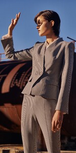 Gingham-Double-Breasted-Jacket-C40660-S20_1000x2000_637350732658875717_C40660-S20-988-2.jpg