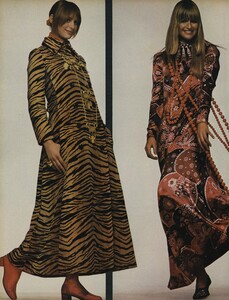 Going_US_Vogue_July_1970_09.thumb.jpg.ff7e0465e54464c7cac151ff1fd78e07.jpg