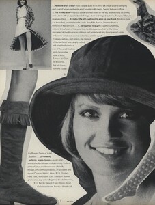 Going_US_Vogue_July_1970_27.thumb.jpg.11b1158c4ff10f6573edcb721282a30f.jpg