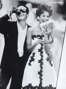 Holiday_Demarchelier_US_Vogue_December_1990_08.thumb.jpg.478b74b35296ec2baeb33d966c04b622.jpg