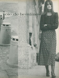 Horth_US_Vogue_April_1st_1970_02.thumb.jpg.751d428e0f2c350d365bb4309e1f3581.jpg